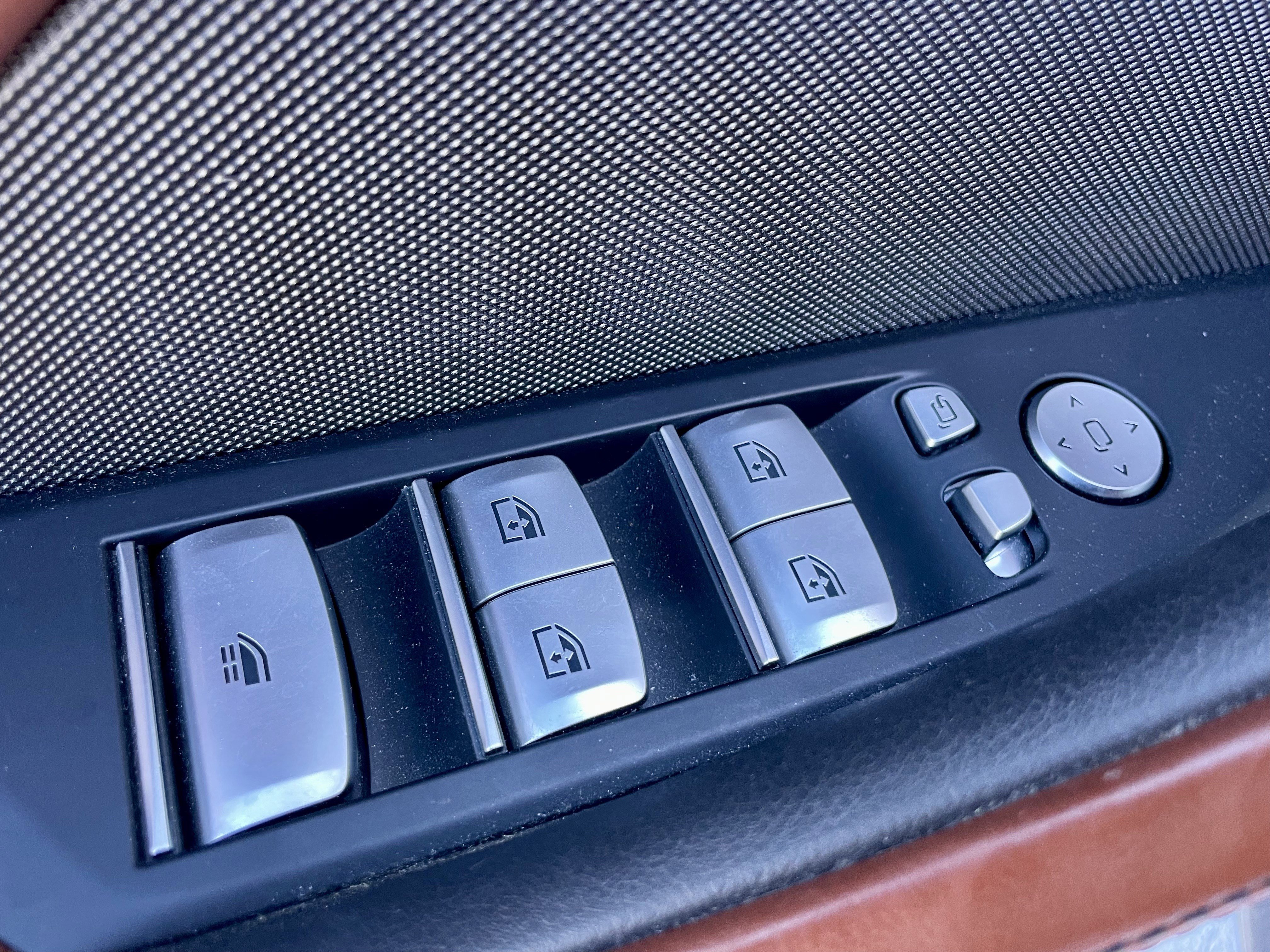 Used 2023 BMW 840i xDrive Convertible w/ Comfort Seating Package image 11