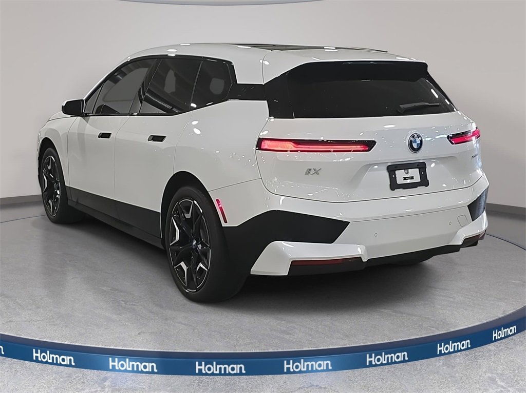 Certified 2024 BMW iX xDrive50 w/ Premium Package image 8