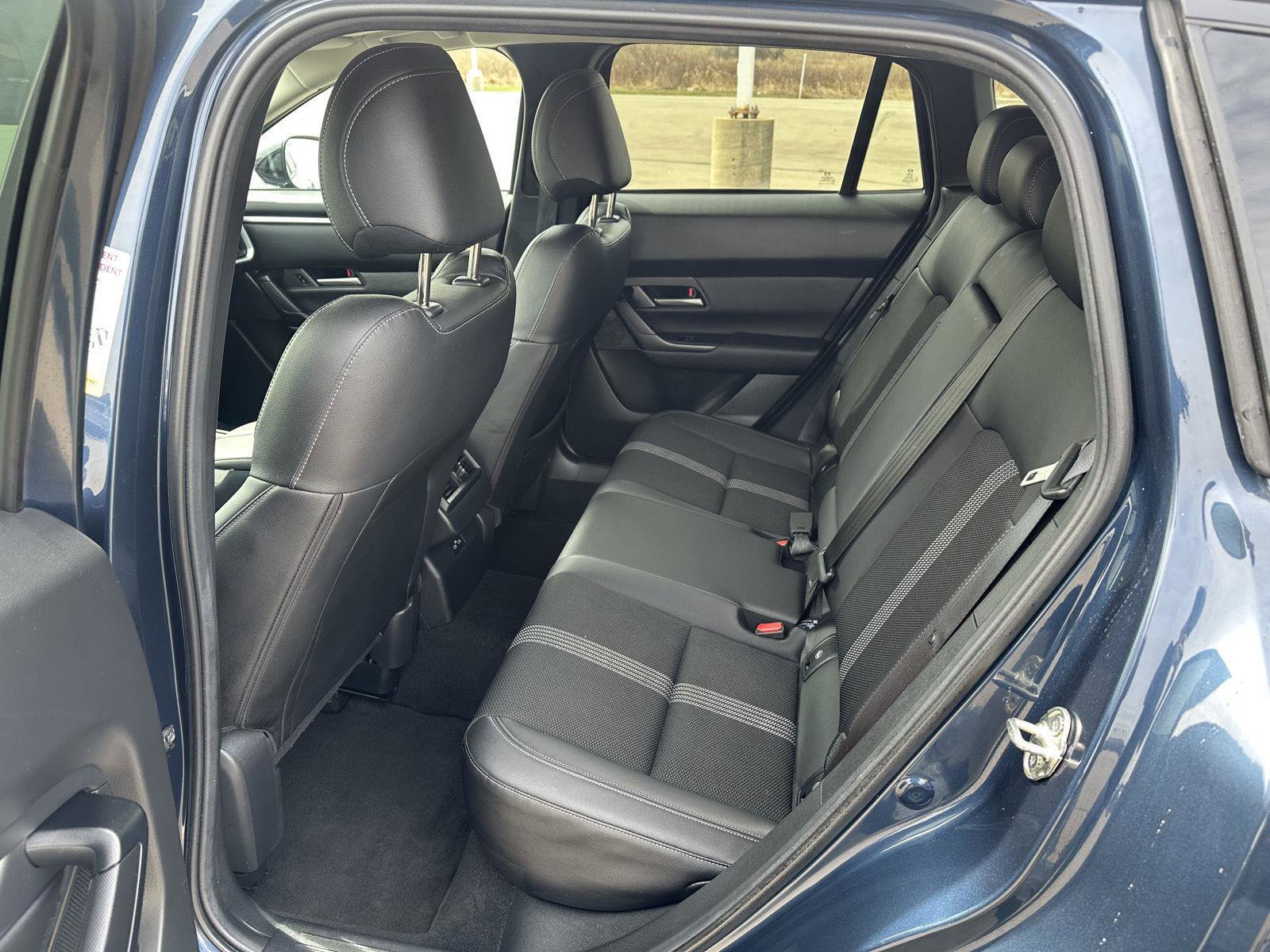 Used 2025 MAZDA CX-50 AWD 2.5 S w/ Premium Package image 13