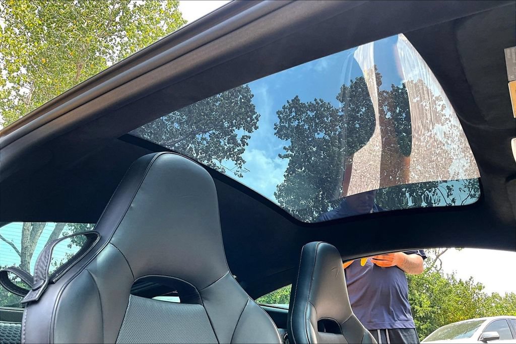 Used 2023 McLaren GT RWD image 19