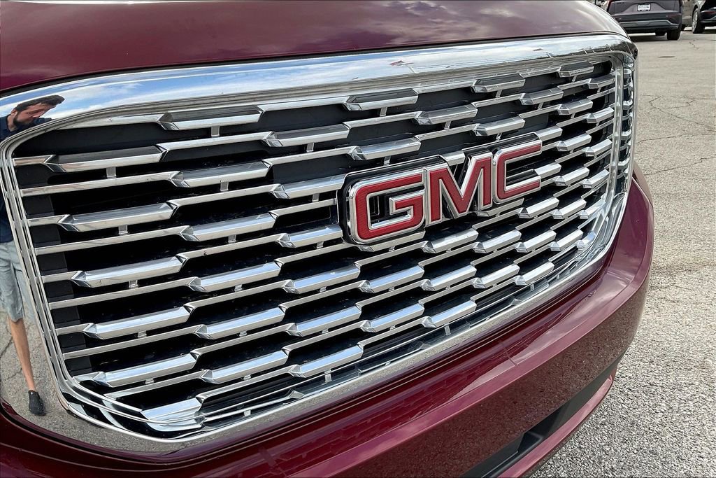Used 2019 GMC Yukon XL Denali w/ Open Road Package image 31