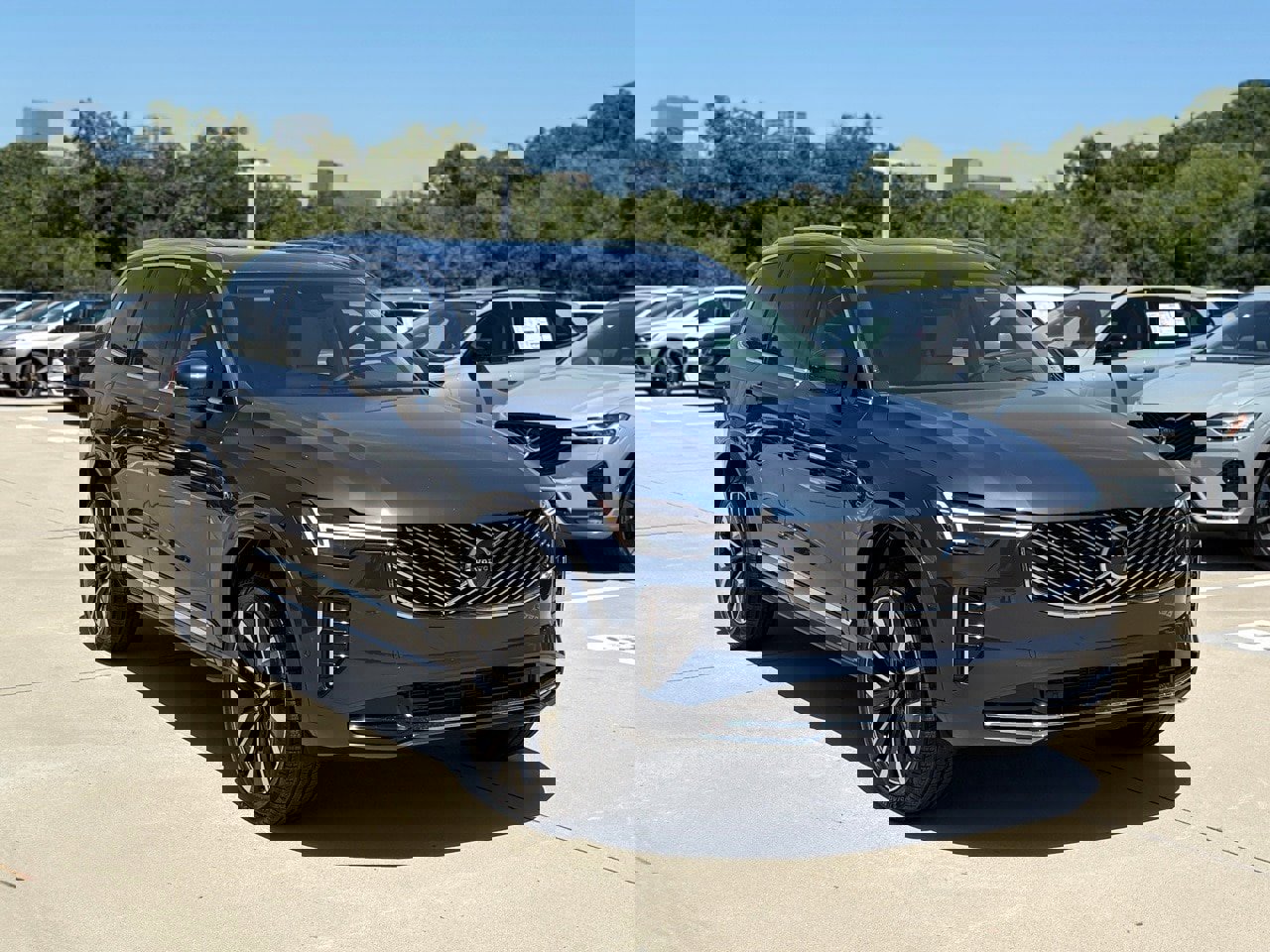 New 2026 Volvo XC90 B6 Ultra image 2