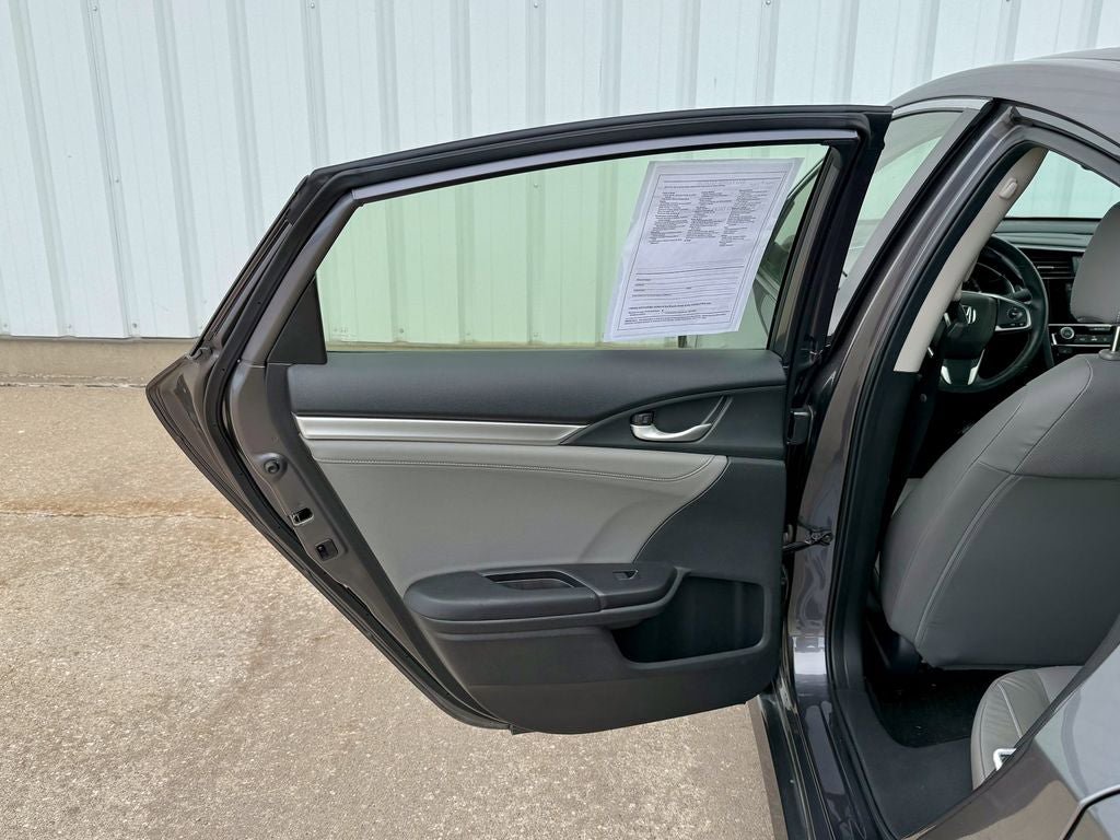 Used 2018 Honda Civic Touring image 15