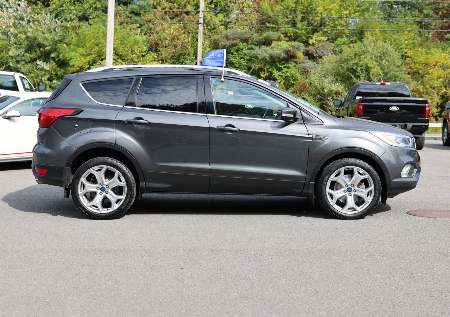 Certified 2019 Ford Escape Titanium image 6