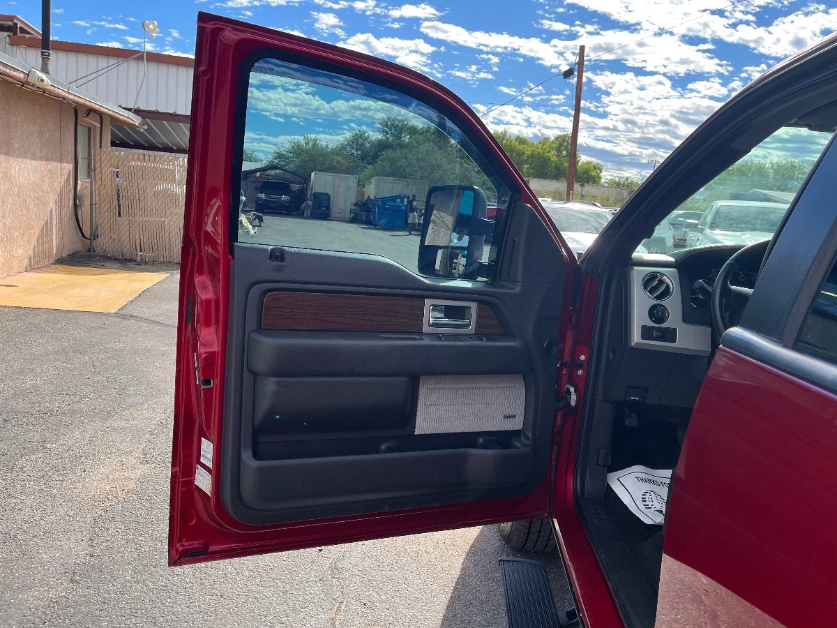 Used 2014 Ford F150 Lariat w/ Equipment Group 502A Luxury AWD/4WD image 30