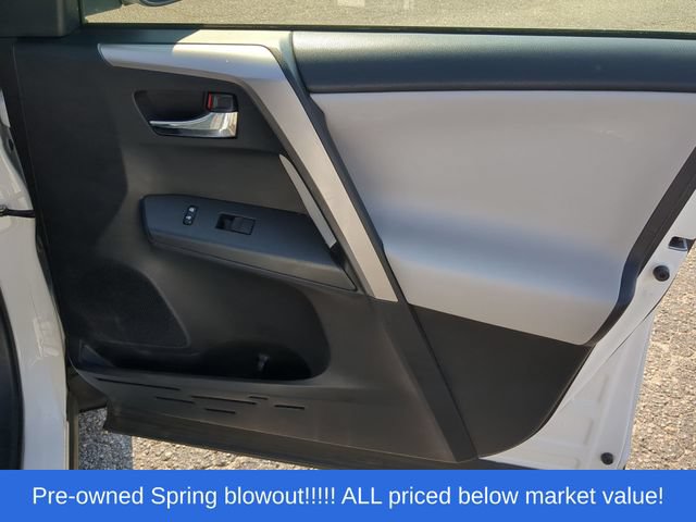 Used 2016 Toyota RAV4 XLE FWD image 43