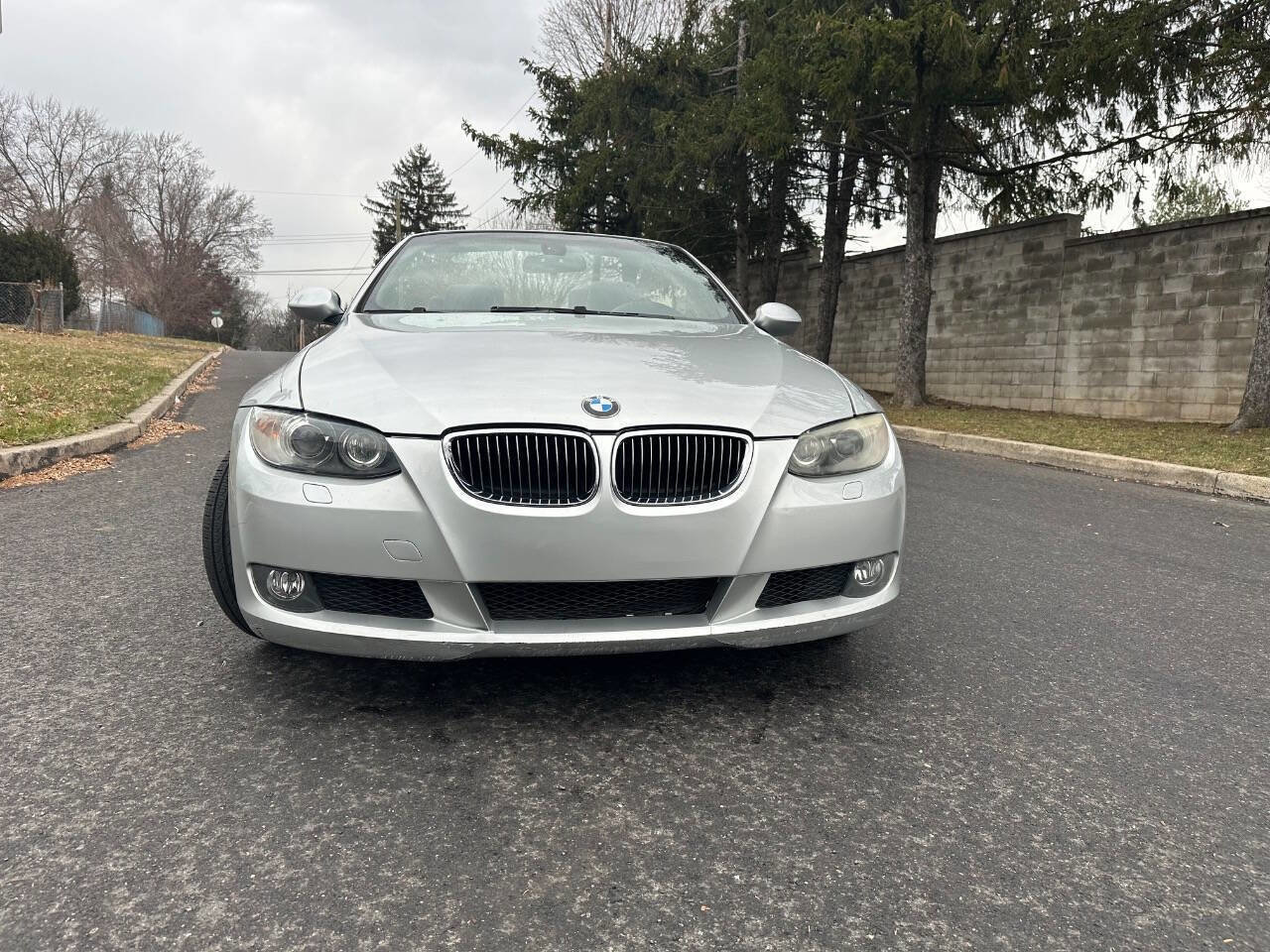 Used 2009 BMW 328i Convertible image 2