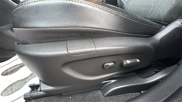 Used 2021 Chevrolet Trax LT w/ Driver Confidence Package image 8