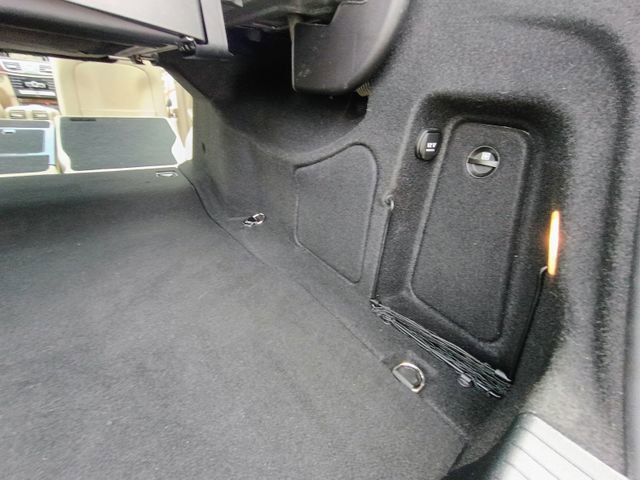 Used 2014 Mercedes-Benz E 250 BlueTEC Sedan image 63