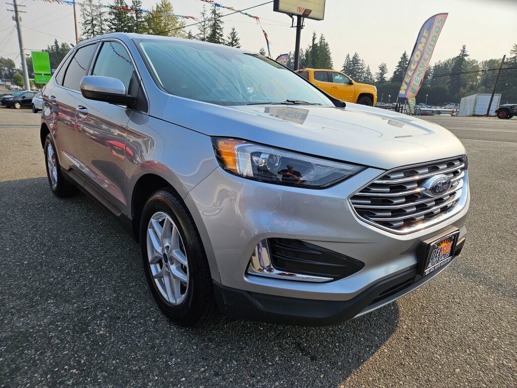 Used 2022 Ford Edge SEL image 16