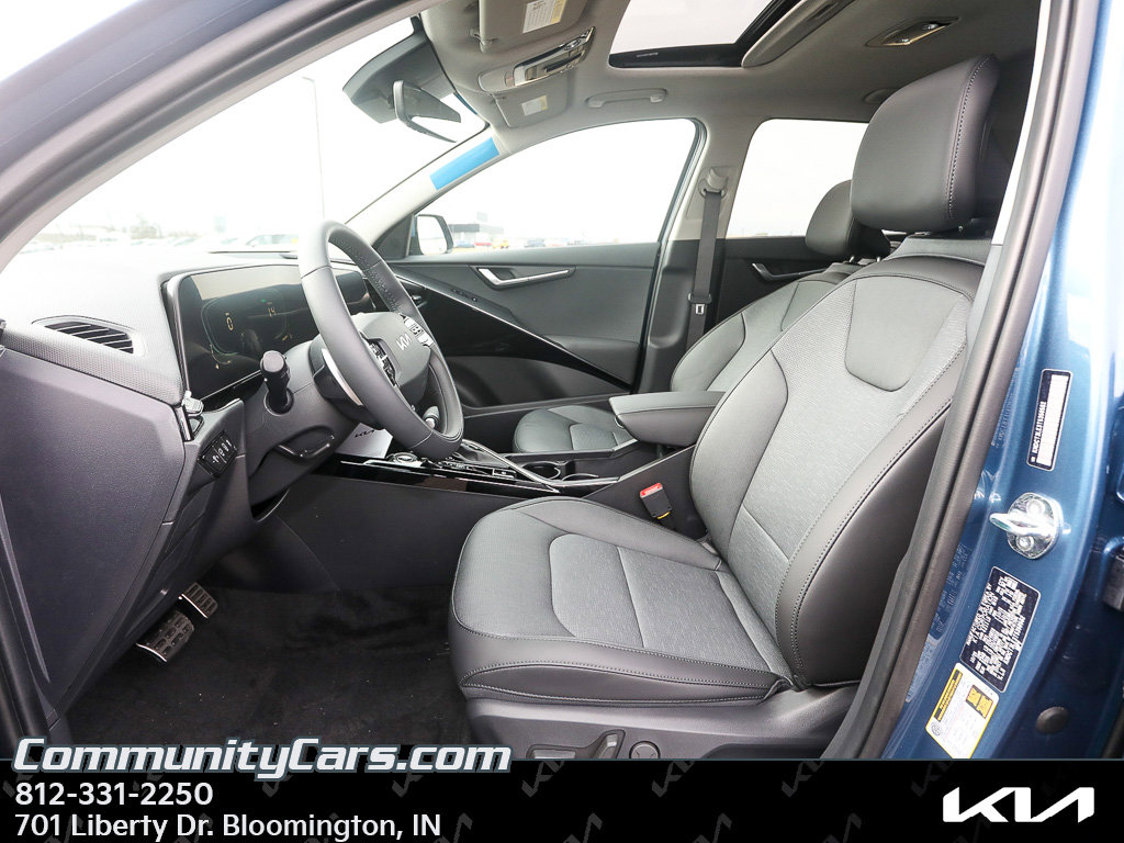 New 2026 Kia Niro SX Touring image 10