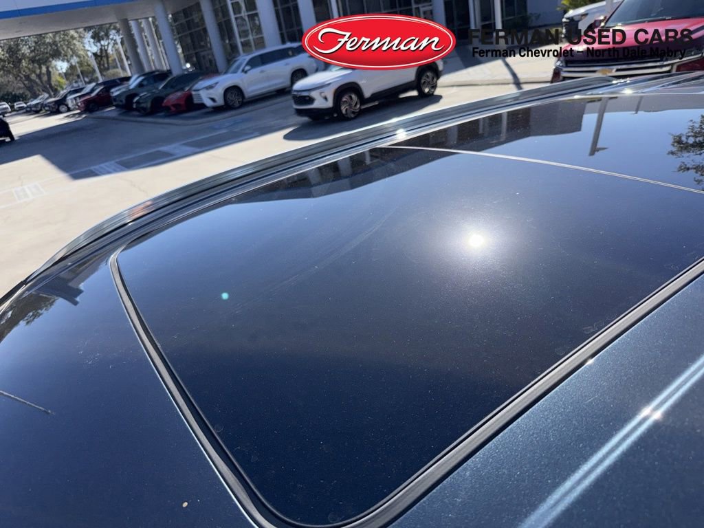 Used 2023 Lincoln Aviator Reserve w/ Equipment Group 201A image 9