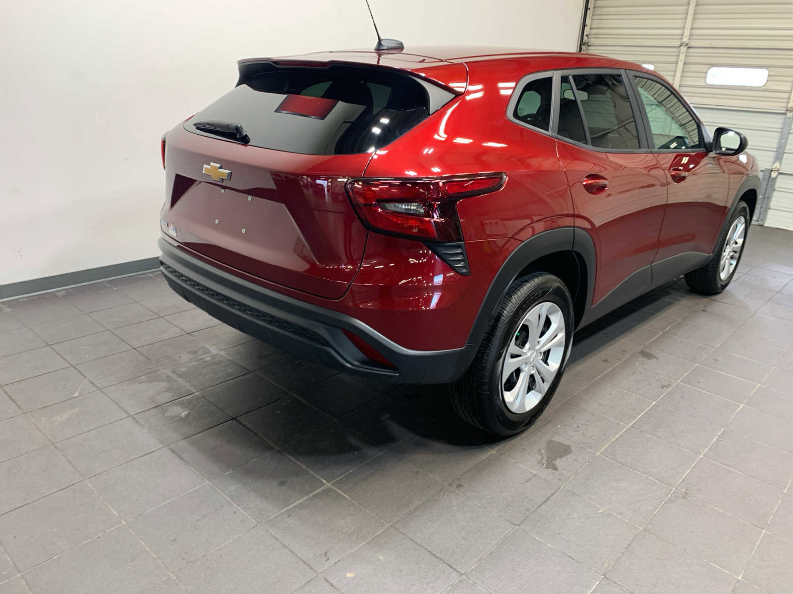 Used 2024 Chevrolet Trax LS image 3