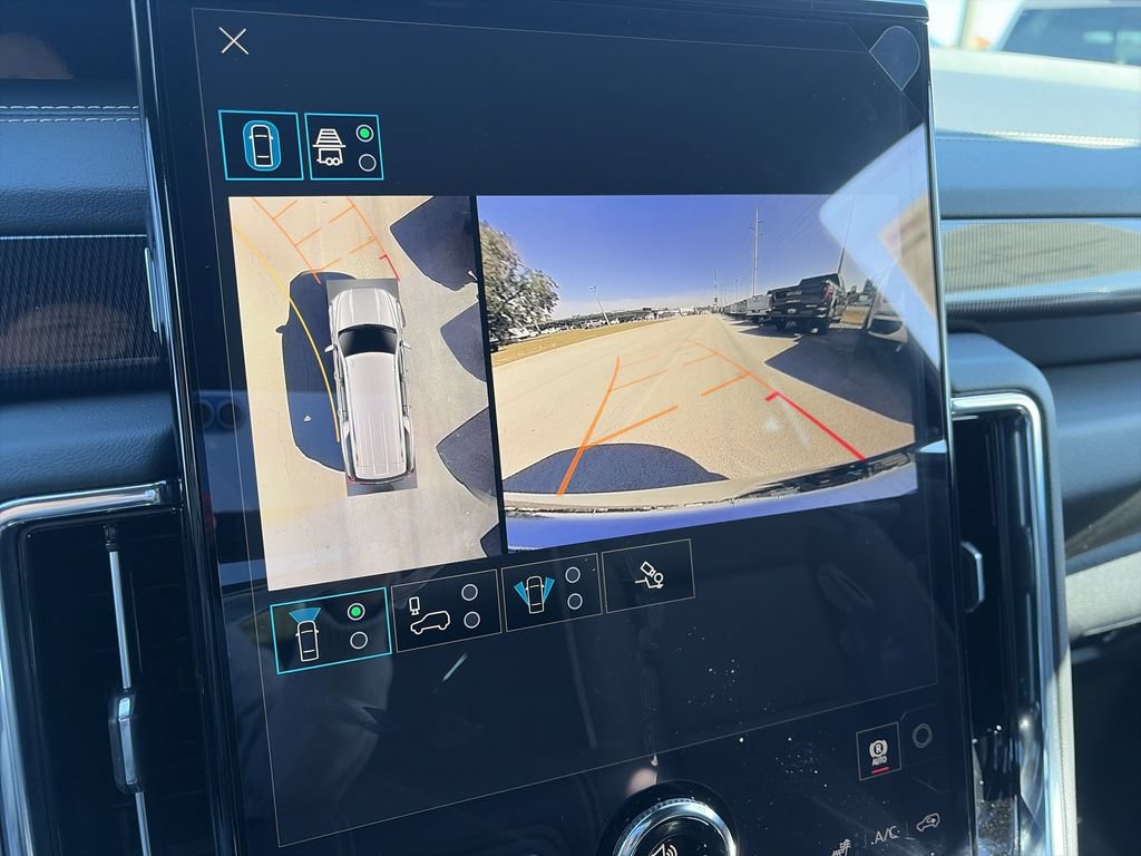 New 2026 GMC Yukon XL Elevation AWD/4WD image 22