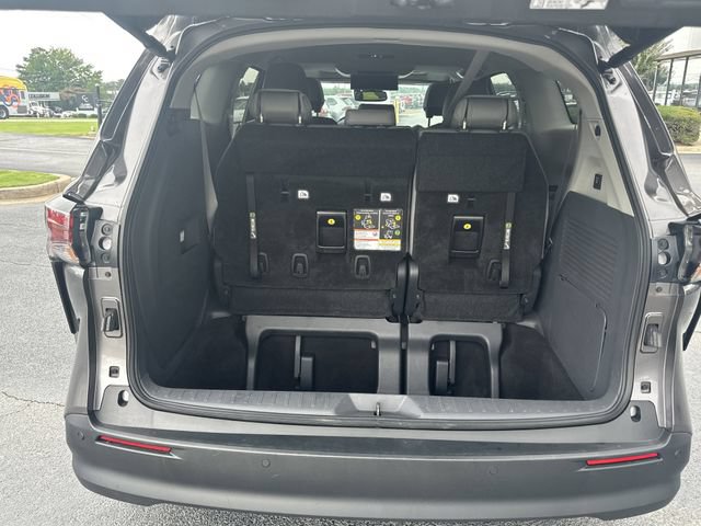 Certified 2024 Toyota Sienna XLE w/ XLE Plus Package FWD image 26