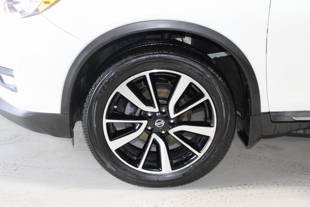 Used 2019 Nissan Rogue SL image 5