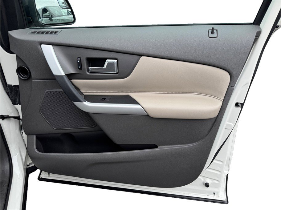 Used 2013 Ford Edge SE FWD image 17