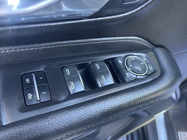 Used 2024 GMC Yukon XL Denali image 36