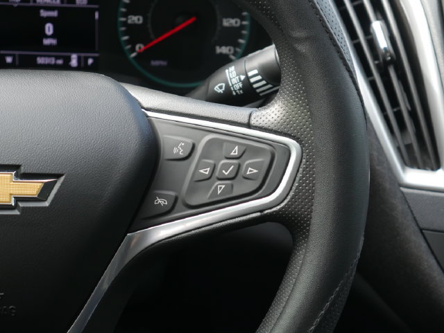 Used 2022 Chevrolet Malibu LT FWD image 17