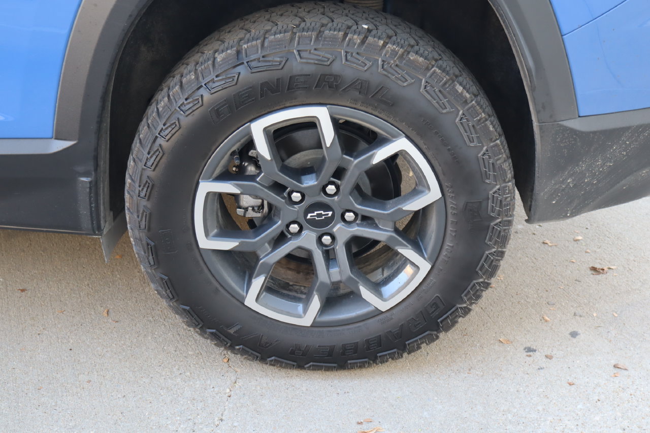Used 2026 Chevrolet Equinox ACTIV w/ Convenience Package III AWD/4WD image 31