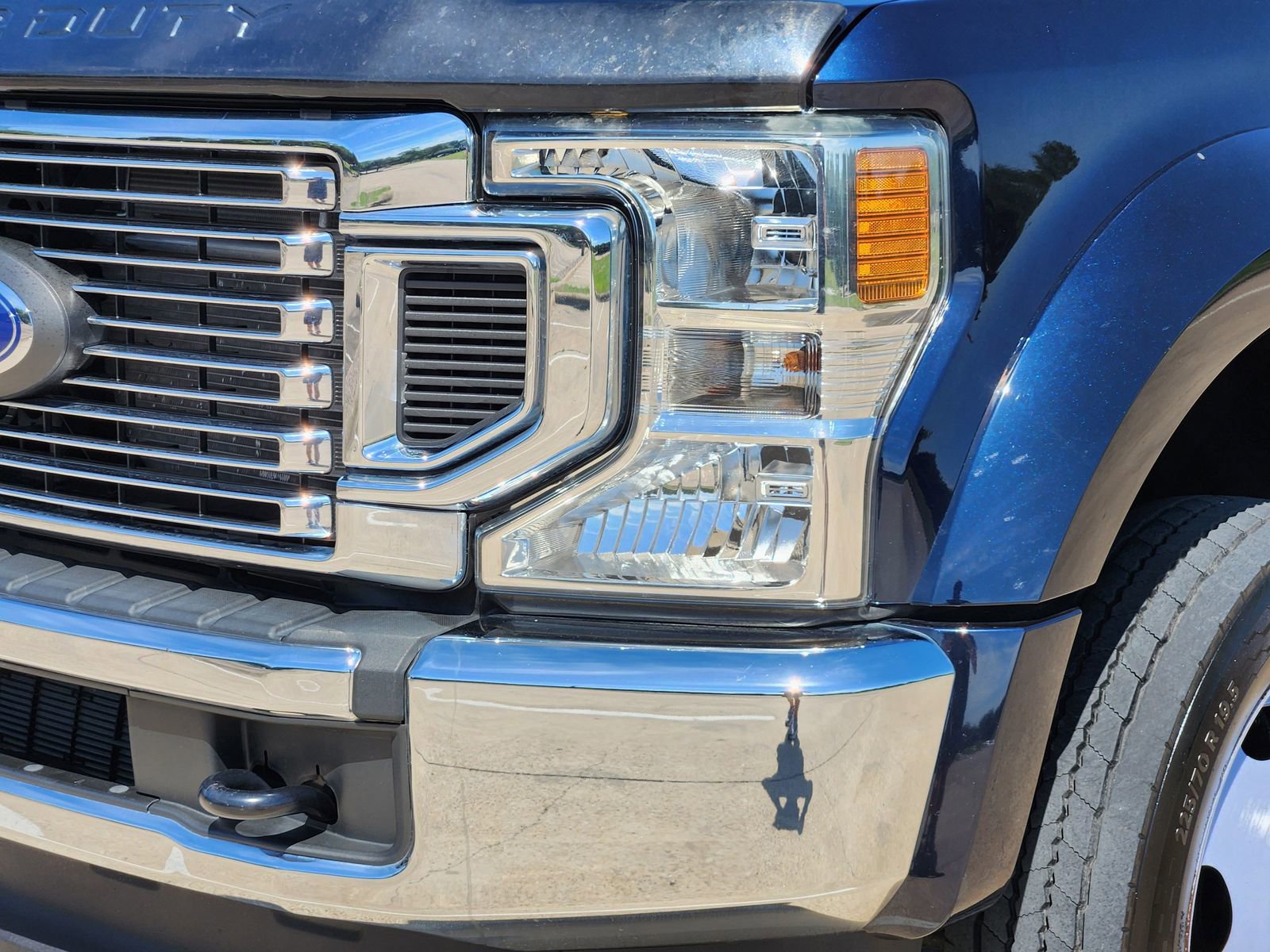 Used 2022 Ford F450 XLT w/ FX4 Off-Road Package AWD/4WD image 7
