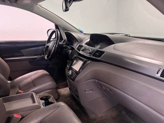 Used 2014 Honda Odyssey Touring image 11