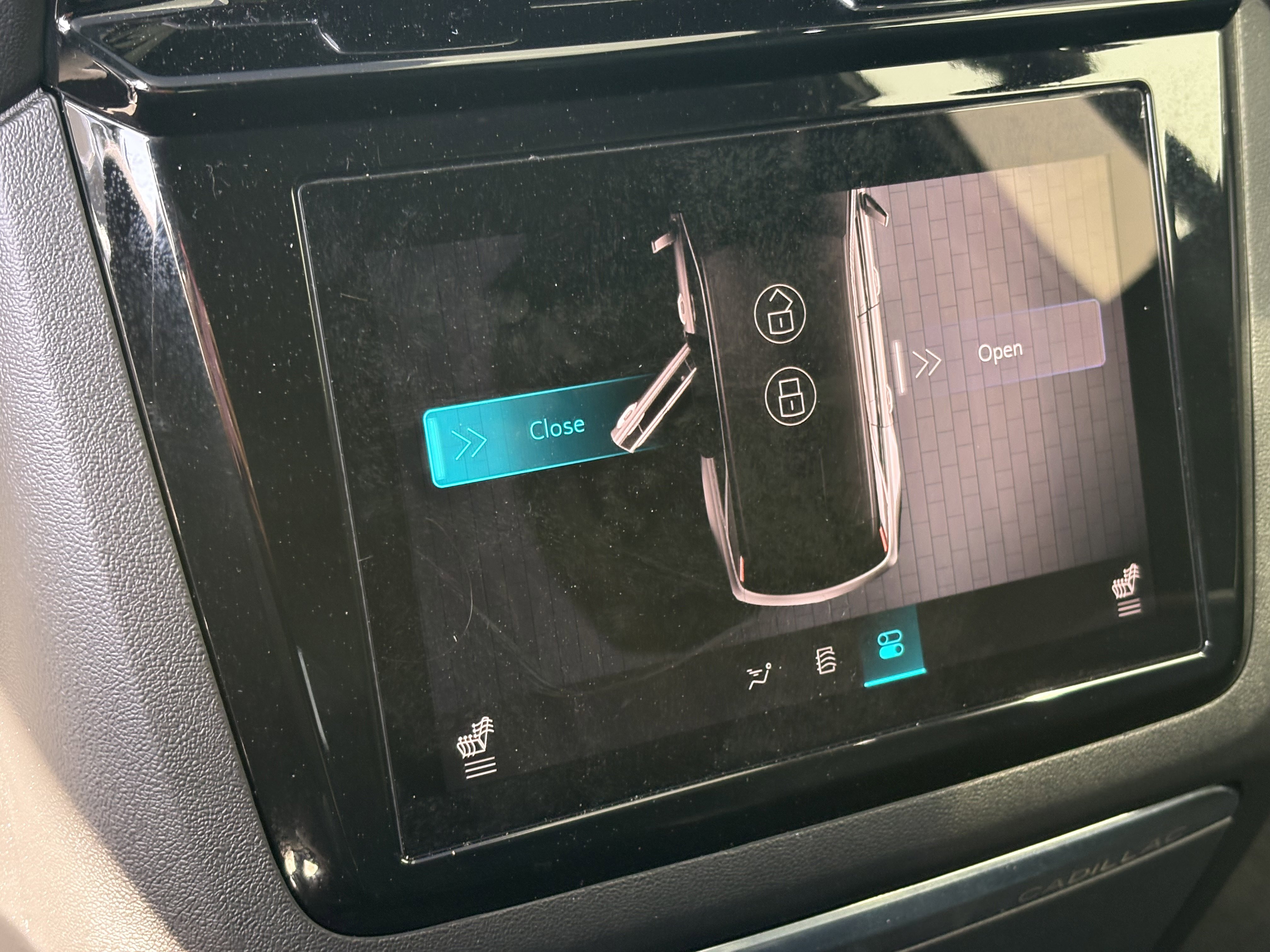 New 2025 Cadillac Escalade IQ Sport 2 w/ LPO, ONYX Package image 16