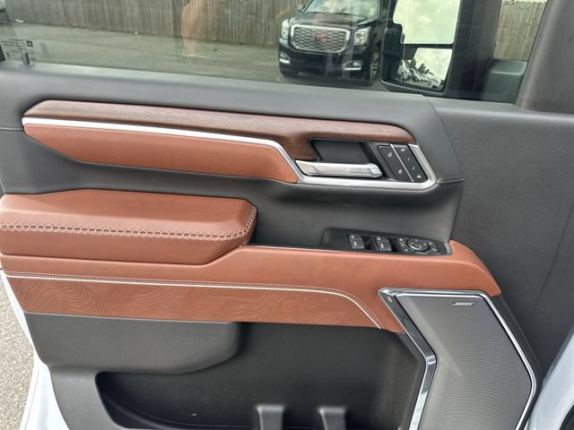 Used 2026 GMC Sierra 2500 Denali Ultimate AWD/4WD image 15