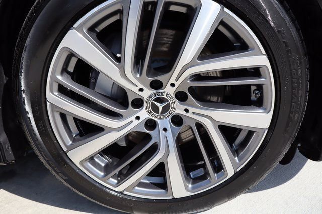 Used 2025 Mercedes-Benz E 350 4MATIC Sedan image 54