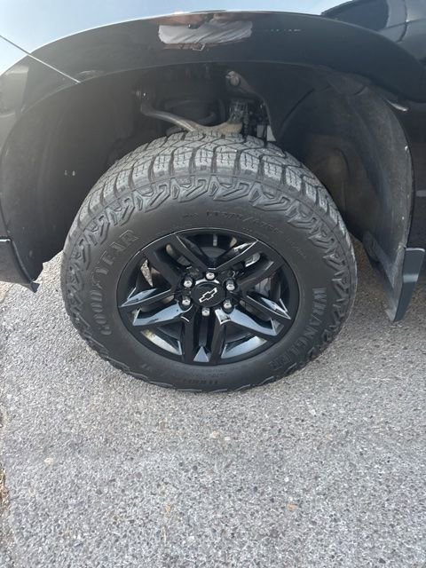 Used 2024 Chevrolet Silverado 1500 LT Trail Boss w/ LT Trail Boss Premium Package image 7