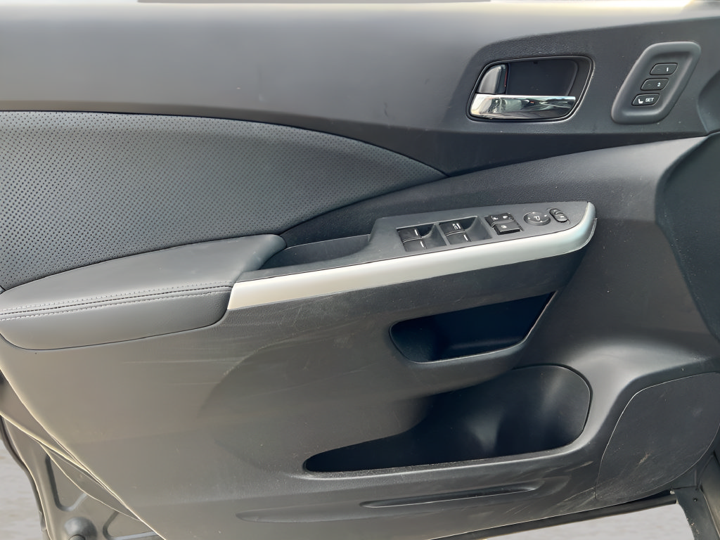 Used 2016 Honda CR-V Touring image 13