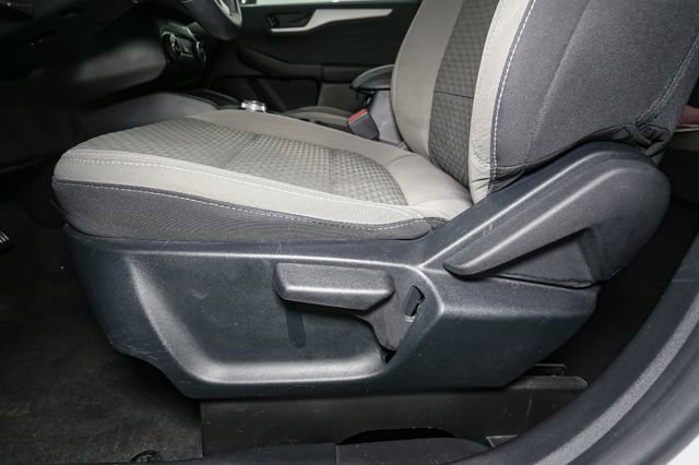 Used 2022 Ford Escape SE w/ Cold Weather Package FWD image 34