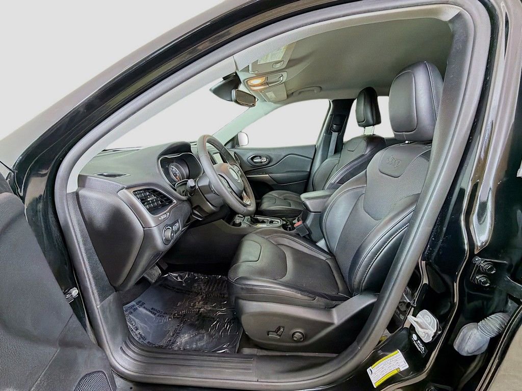 Used 2022 Jeep Cherokee Latitude Lux image 18