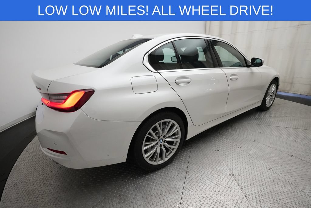 Used 2024 BMW 330i xDrive Sedan AWD/4WD image 35