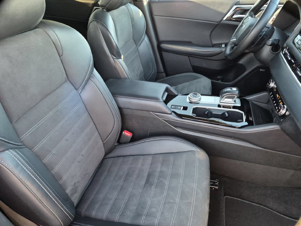 Used 2025 Mitsubishi Outlander SE AWD/4WD image 32