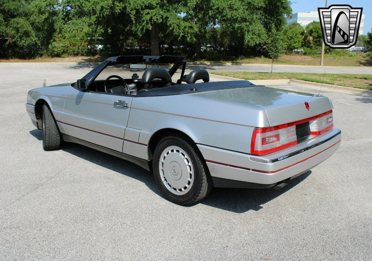 Used 1991 Cadillac Allante image 7