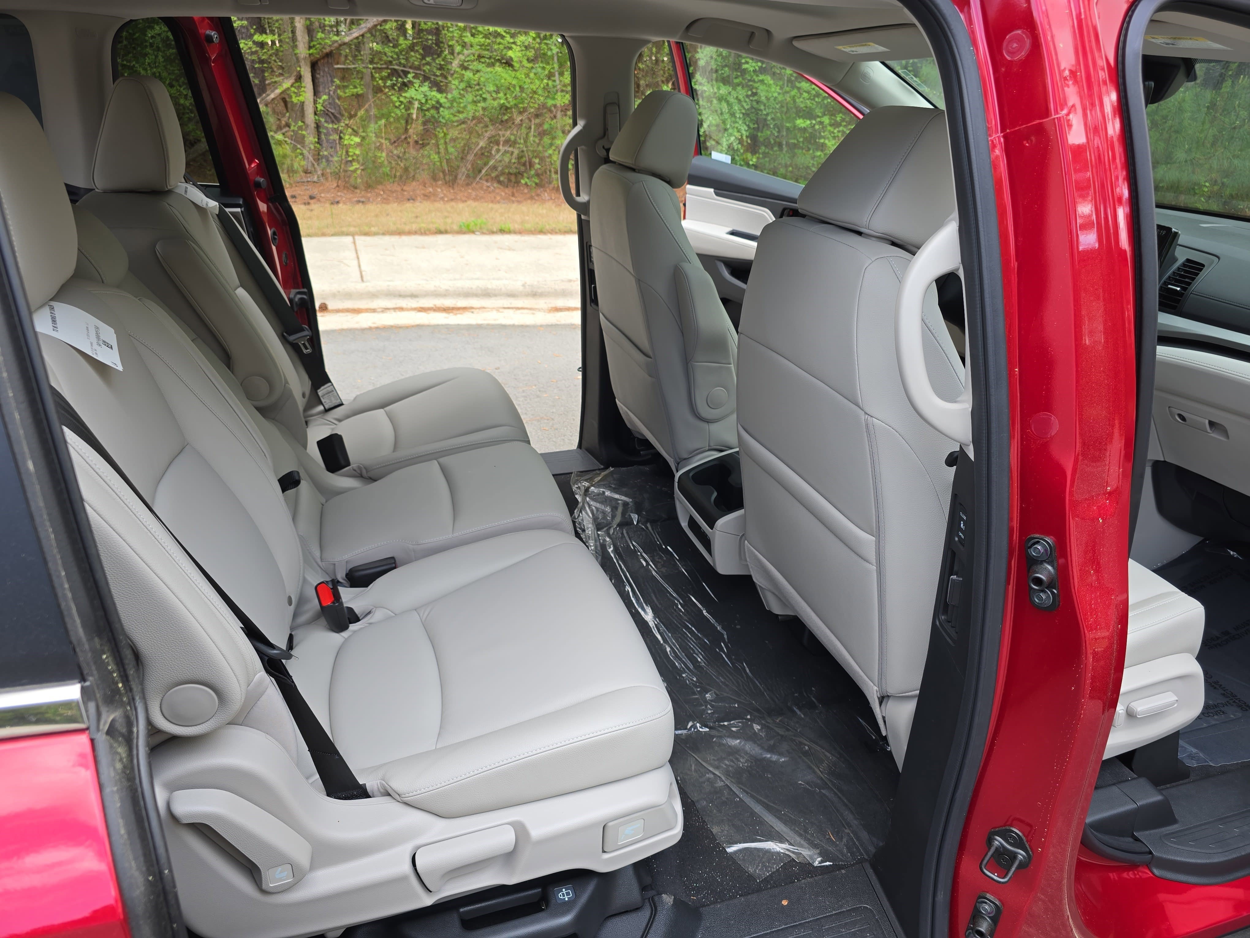 New 2026 Honda Odyssey EX-L image 11
