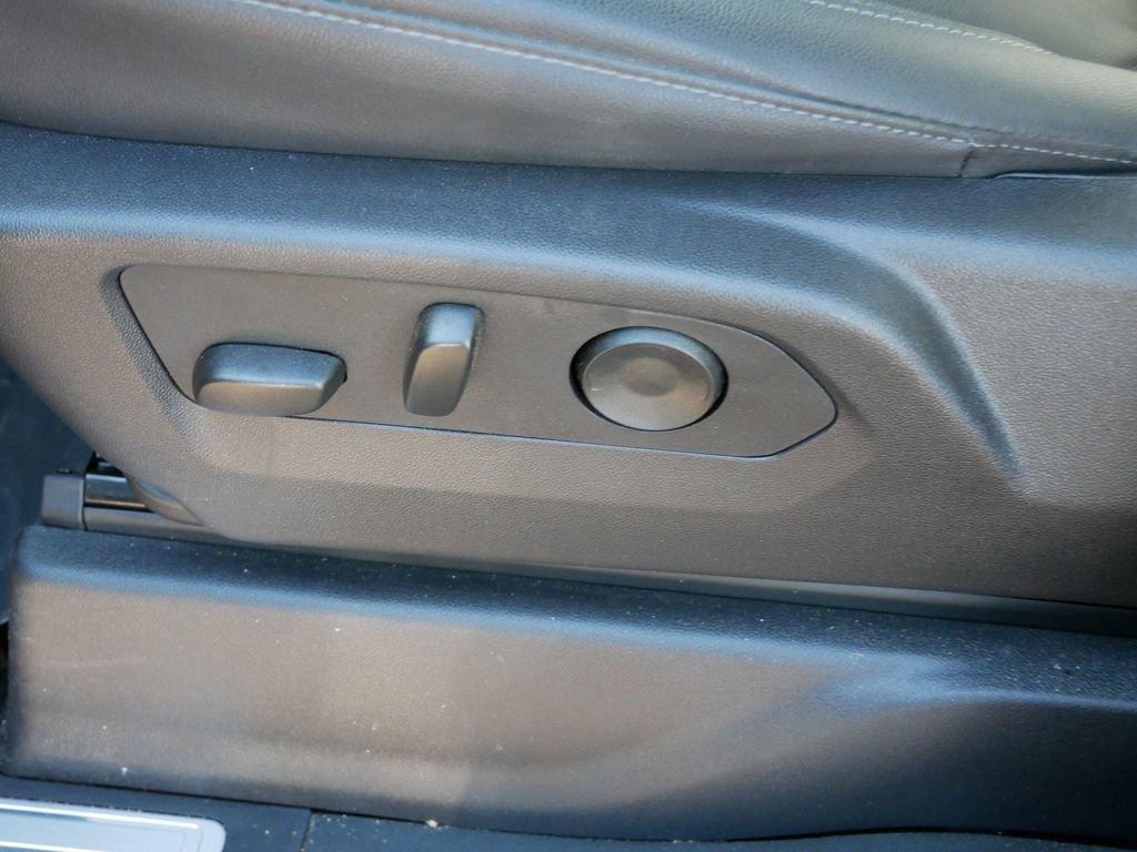 Used 2025 GMC Sierra 1500 Elevation w/ Elevation Premium Package image 17