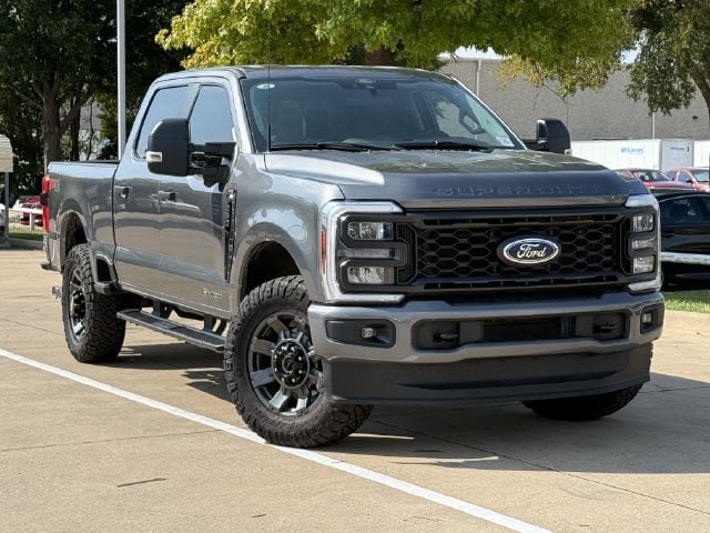 Used 2024 Ford F250 XL w/ STX Appearance Package AWD/4WD image 2