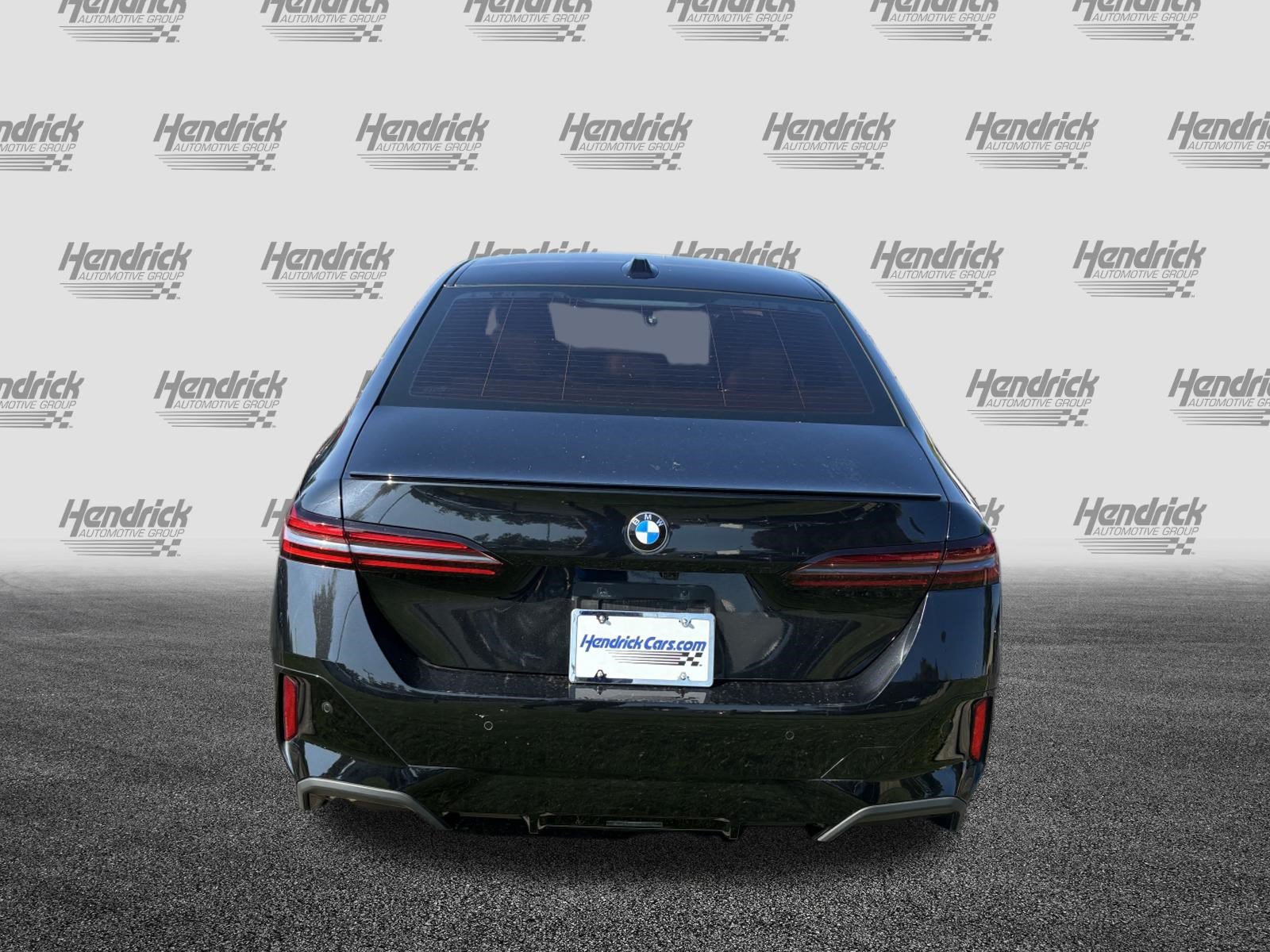 Certified 2024 BMW 530i xDrive w/ M Sport Package AWD/4WD image 9