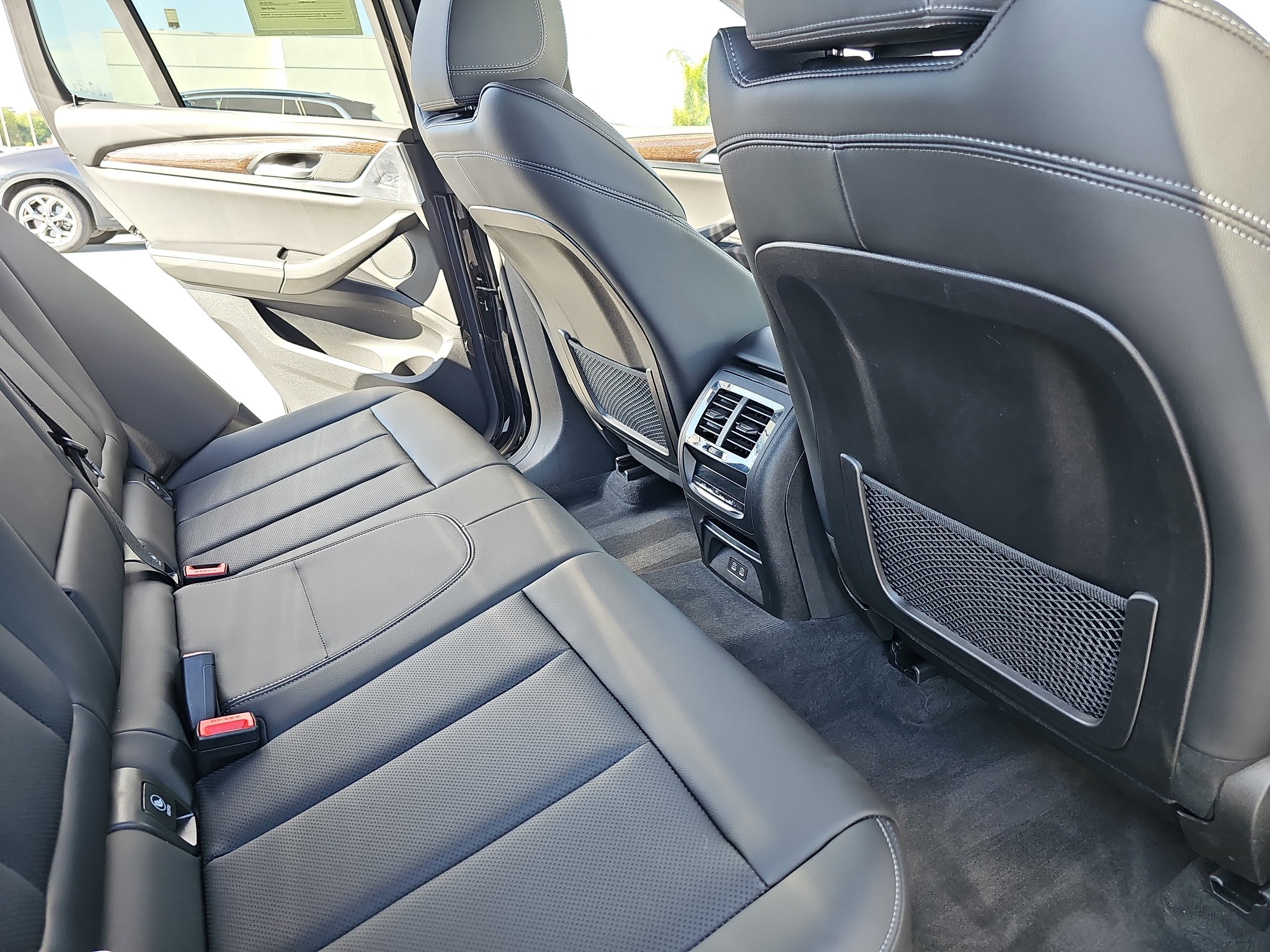 Used 2024 BMW X3 xDrive30i w/ Convenience Package image 11