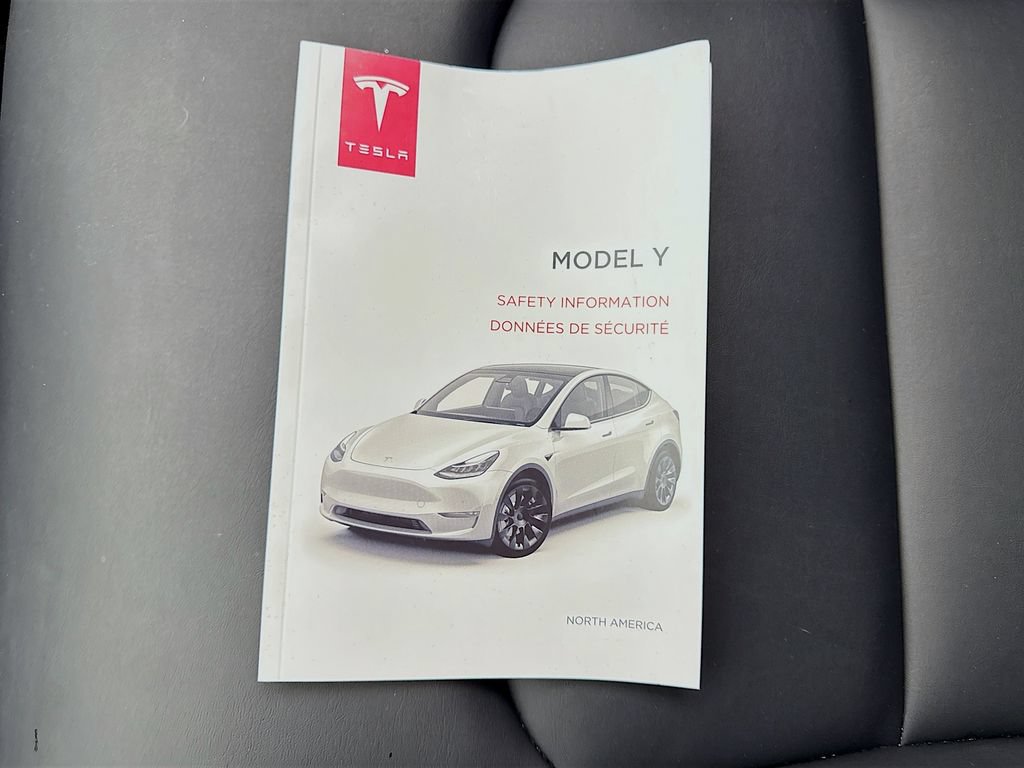 Used 2022 Tesla Model Y Performance AWD/4WD image 53