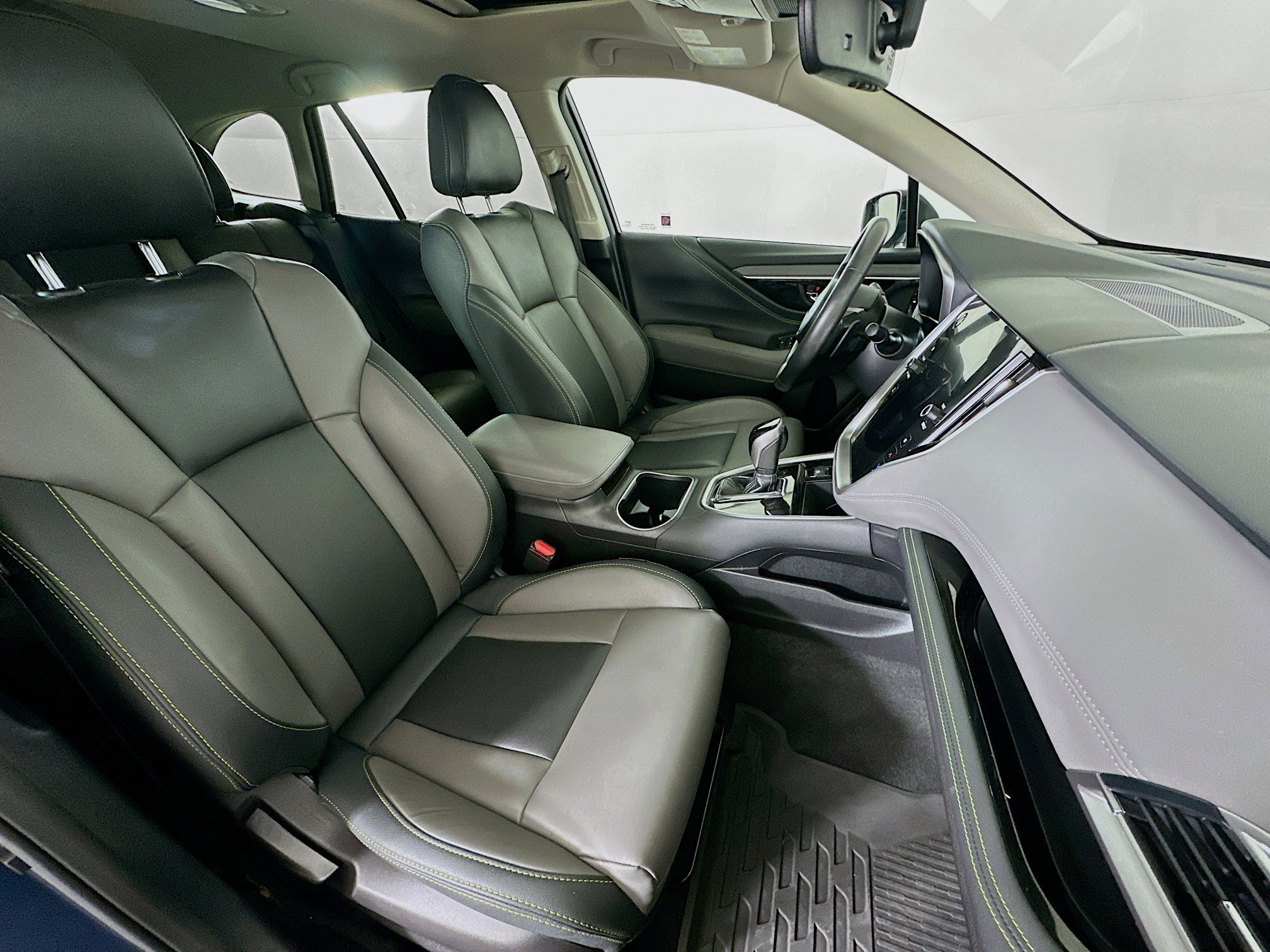 Used 2023 Subaru Outback Onyx Edition image 32