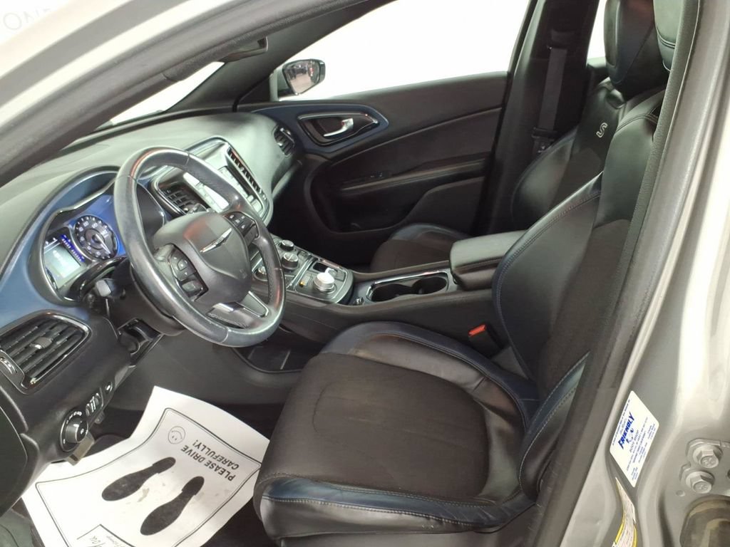 Used 2015 Chrysler 200 S w/ Comfort Group FWD image 12
