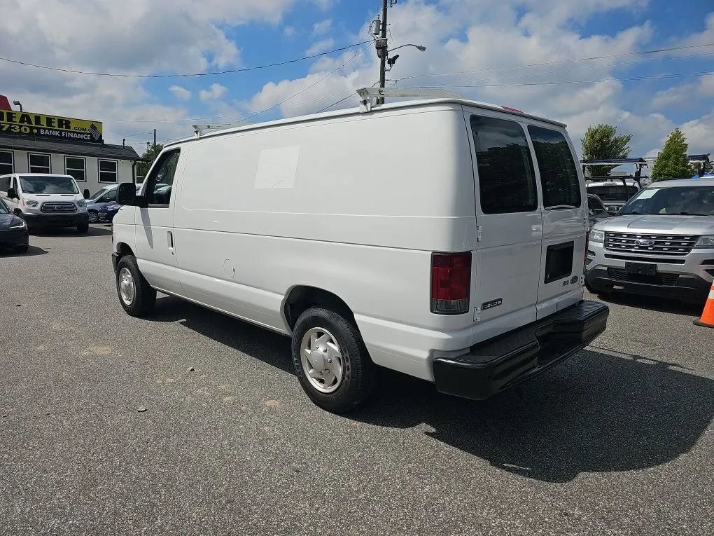 Used 2010 Ford E-150 and Econoline 150 RWD image 8