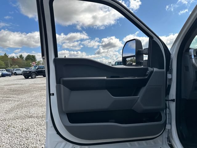 Certified 2025 Ford F250 XL w/ XL Driver Assist Package AWD/4WD image 17