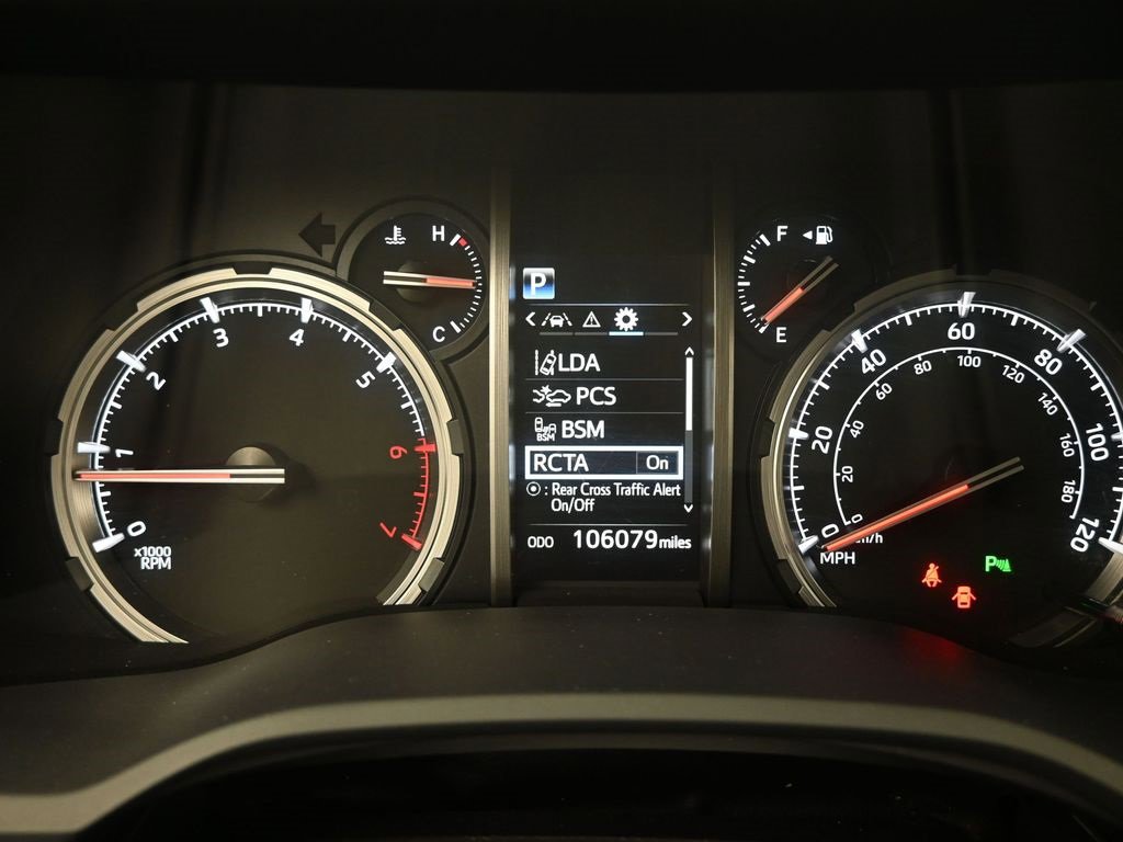 Used 2022 Toyota 4Runner Limited image 23