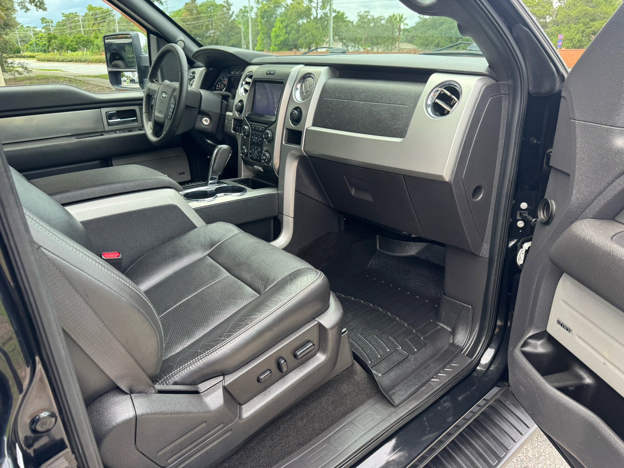 Used 2013 Ford F150 FX4 w/ Luxury Equipment Group image 11