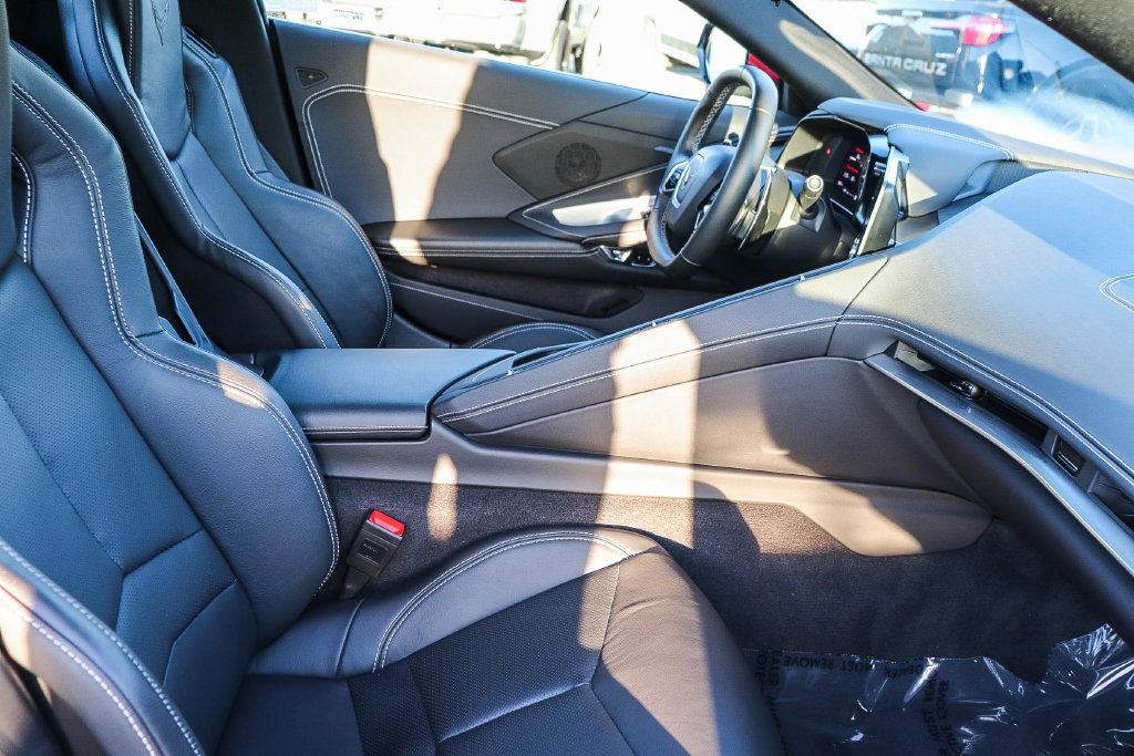Used 2024 Chevrolet Corvette Stingray Convertible w/ Battery Protection Package RWD image 18