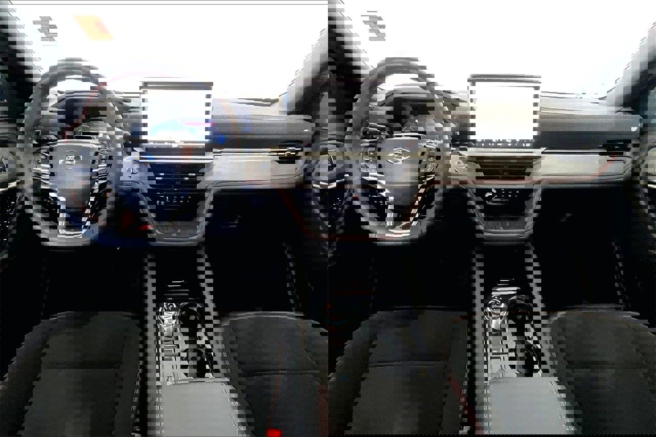 Certified 2025 Ford Explorer ST image 15